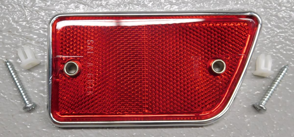 1967-1969 Ford Bronco Side Marker Reflector Red, Right